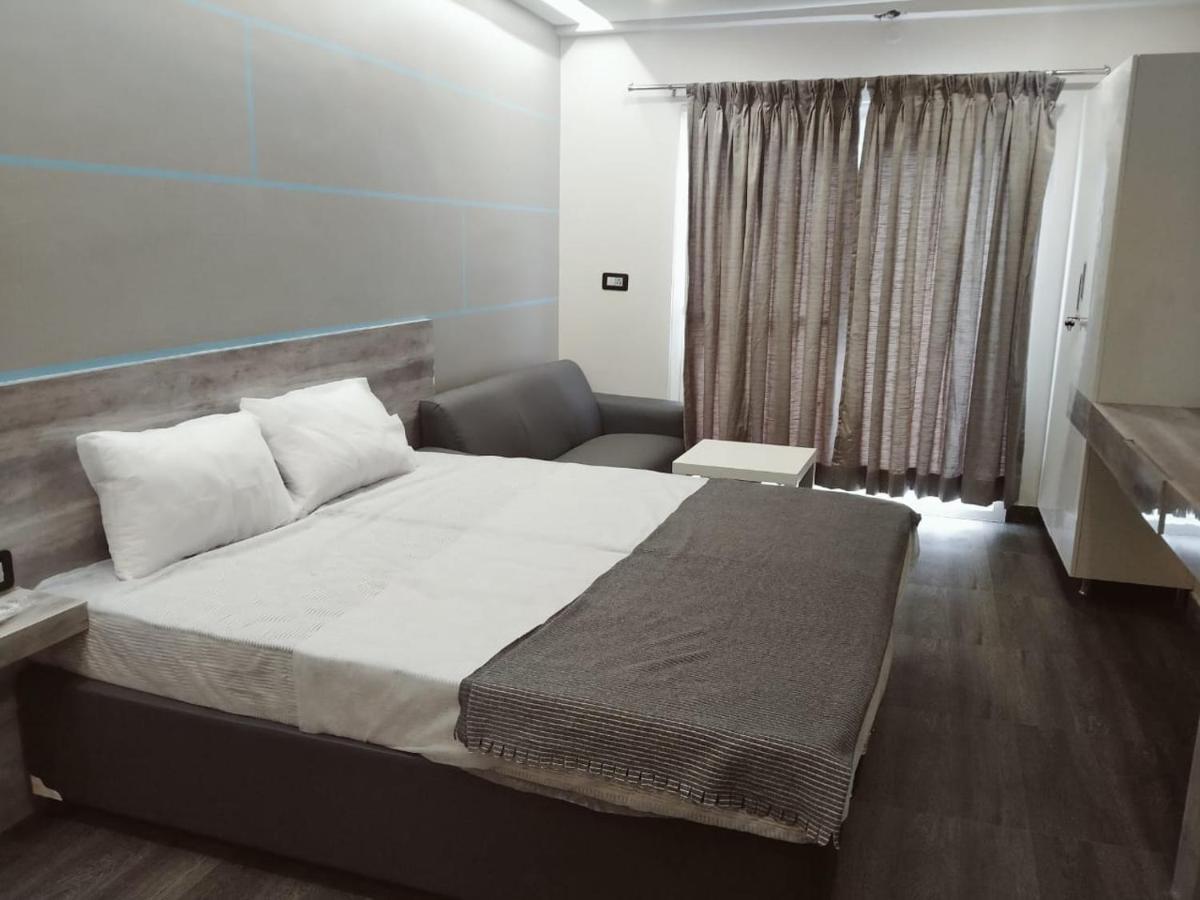 Restel Studio Flats Hyderabad Exterior foto