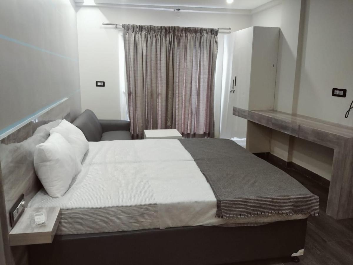 Restel Studio Flats Hyderabad Exterior foto